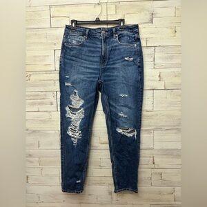 American Eagle‎ mom jean 12 regular blue distressed floral design